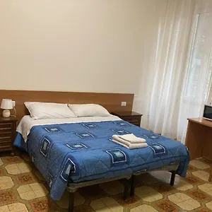 Interno 3 Alloggio in famiglia