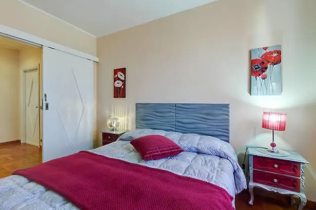 Room Piazzale Gregorio VII Rome Italy